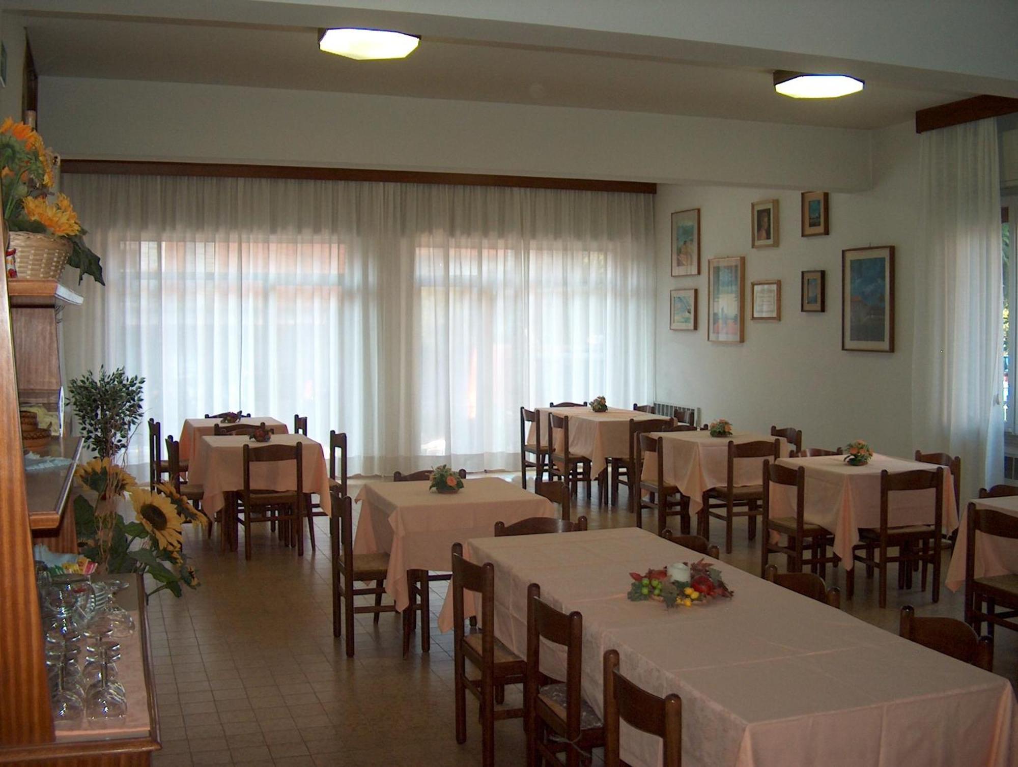 Albergo "Da Mario" Пьяноро Экстерьер фото